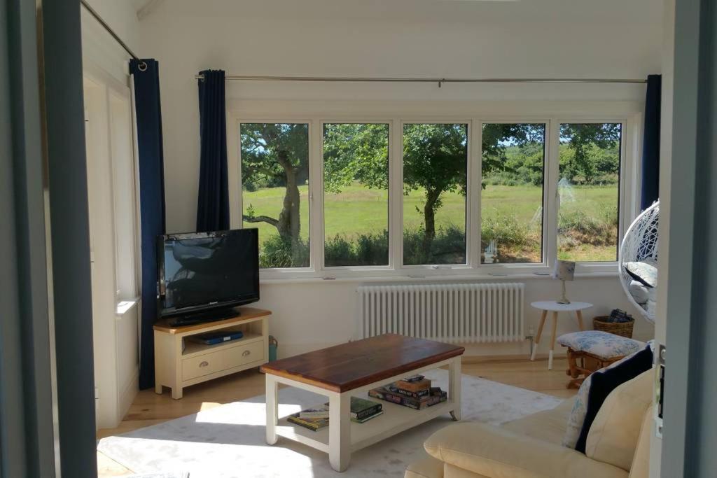 Horsna Parc Retreat Bed & Breakfast Saint Tudy Exterior photo