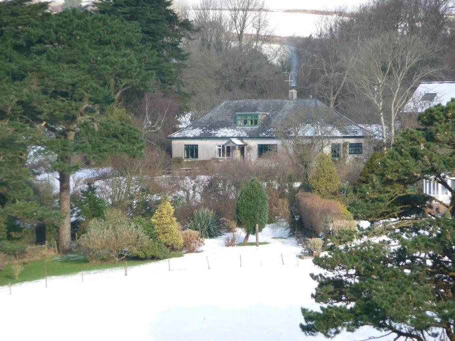Horsna Parc Retreat Bed & Breakfast Saint Tudy Exterior photo